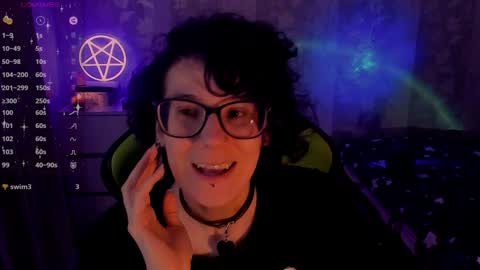 Snapshot of yourscosmic chatting on February 7, 10:41 pm Yours Cosmic online show from February 7, 10:41 pm