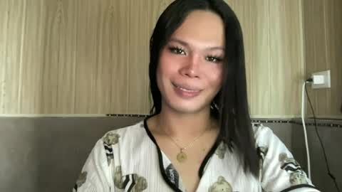 yourseductive_jem online show from June 14, 6:15 am