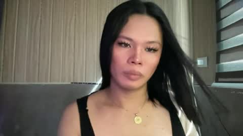 Snapshot of yourseductive_jem chatting on June 25, 12:43 am yourseductive_jem online show from June 25, 12:43 am