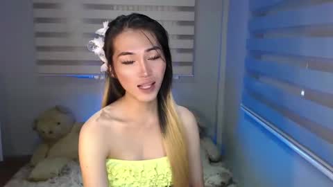 Snapshot of yoursexservice chatting on December 13, 2:43 am    online show from December 13, 2:43 am