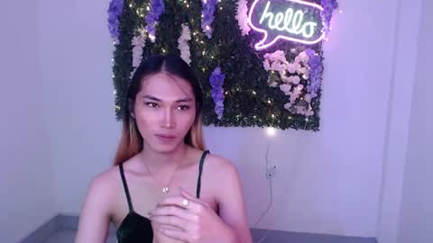 Snapshot of yoursexservice chatting on December 20, 1:25 am    online show from December 20, 1:25 am
