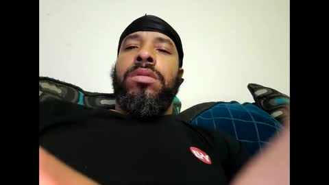 Snapshot of yoursexydaddy79 chatting on December 16, 10:37 pm mother fucker online show from December 16, 10:37 pm