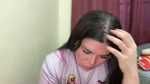 Snapshot of yoursexytowngirl chatting on June 6, 9:52 pm LALA online show from June 6, 9:52 pm