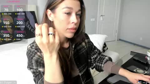 Snapshot of yoursoul_mila chatting on May 29, 9:51 am yoursoul_mila online show from May 29, 9:51 am