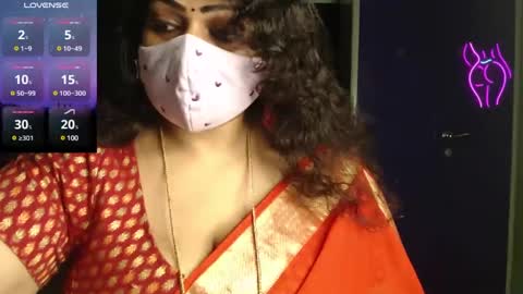 Snapshot of yourss_preethy chatting on December 8, 1:02 am preethy online show from December 8, 1:02 am