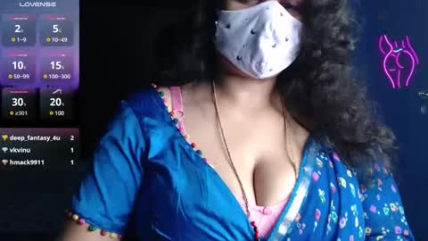 Snapshot of yourss_preethy chatting on December 9, 3:50 am preethy online show from December 9, 3:50 am