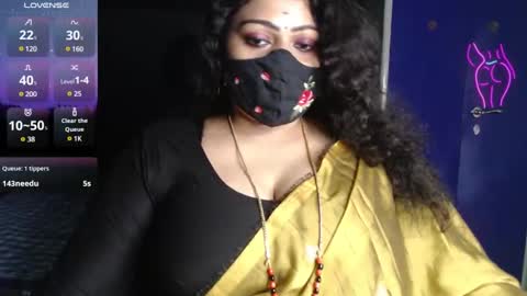 Snapshot of yourss_preethy chatting on December 10, 10:28 am preethy online show from December 10, 10:28 am
