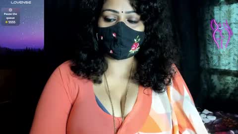 Snapshot of yourss_preethy chatting on December 26, 8:28 am preethy online show from December 26, 8:28 am