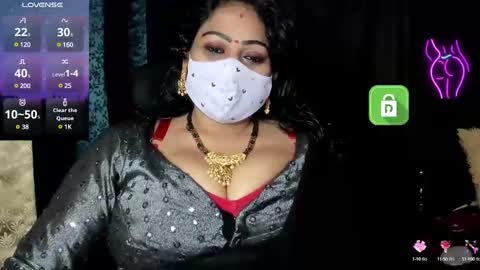 Snapshot of yourss_preethy chatting on January 6, 4:44 pm preethy online show from January 6, 4:44 pm