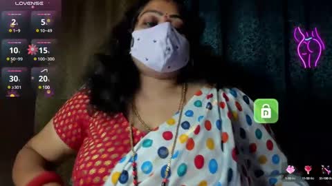 Snapshot of yourss_preethy chatting on February 2, 2:59 am preethy online show from February 2, 2:59 am