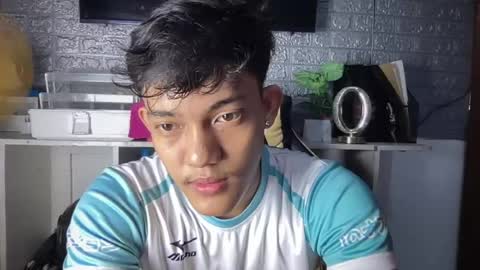 Snapshot of yourstreetguy_kenneth chatting on July 31, 10:53 pm yourstreetguy_kenneth online show from July 31, 10:53 pm