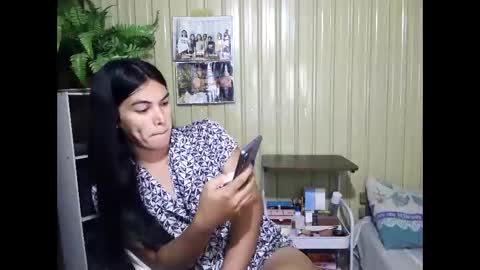 yoursubmissive_larah online show from May 16, 1:54 pm