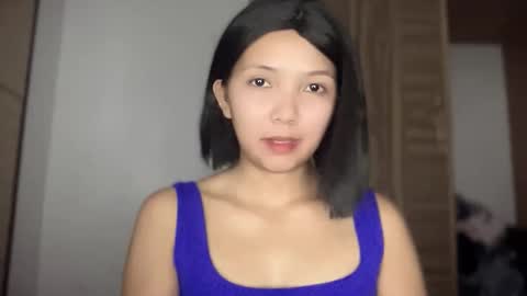 Snapshot of yoursweethot_faye chatting on February 20, 1:35 am Faye online show from February 20, 1:35 am