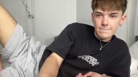 yoursweetyguy online show from November 5, 2:06 pm