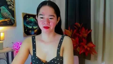 yourtinybunny online show from November 13, 10:14 am