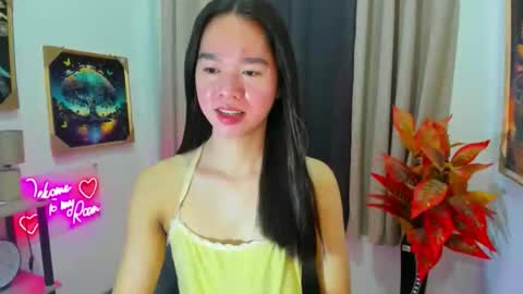 yourtinybunny online show from March 2, 10:44 am