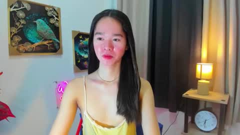 Snapshot of yourtinybunny chatting on April 23, 10:36 am yourtinybunny online show from April 23, 10:36 am
