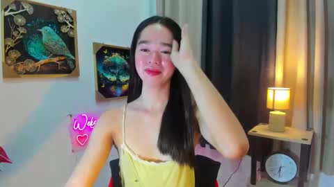 Snapshot of yourtinybunny chatting on April 24, 10:28 am yourtinybunny online show from April 24, 10:28 am