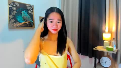 Snapshot of yourtinybunny chatting on May 20, 10:32 am yourtinybunny online show from May 20, 10:32 am