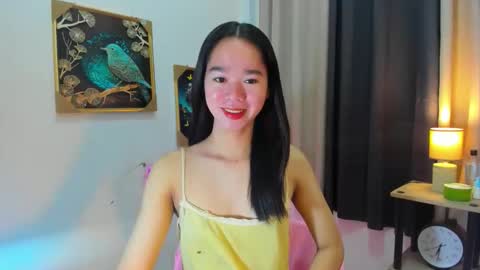 Snapshot of yourtinybunny chatting on May 22, 9:59 am yourtinybunny online show from May 22, 9:59 am
