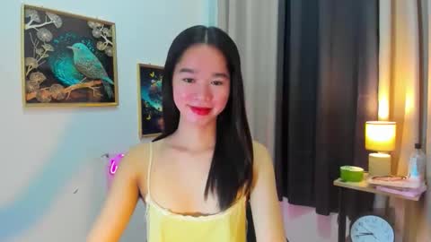 Snapshot of yourtinybunny chatting on May 29, 10:46 am yourtinybunny online show from May 29, 10:46 am
