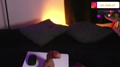 Snapshot of yourtoybella chatting on April 16, 9:39 pm Bella- Independert Model online show from April 16, 9:39 pm