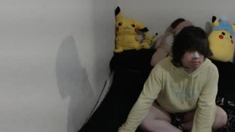 Snapshot of yourtrapuwu chatting on February 4, 12:00 pm yourtrapuwu online show from February 4, 12:00 pm