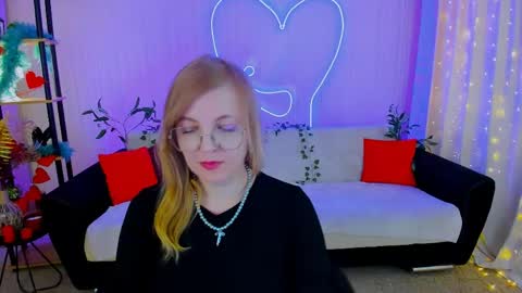 Alice online show from May 24, 11:26 am