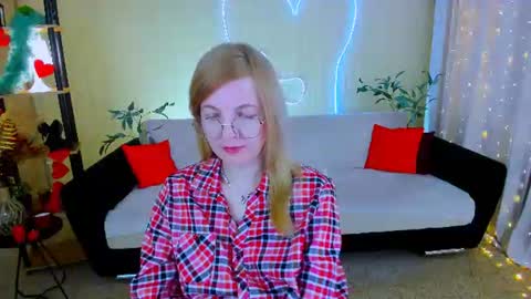 Alice online show from July 15, 9:25 am