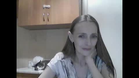 Snapshot of youur_light chatting on April 28, 5:51 pm Youur light online show from April 28, 5:51 pm