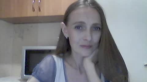 Snapshot of youur_light chatting on June 14, 6:21 pm Youur light online show from June 14, 6:21 pm