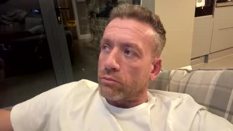 Snapshot of youwantus69 chatting on November 15, 6:11 am You want us 69 online show from November 15, 6:11 am