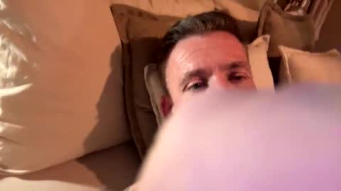 Snapshot of youwantus69 chatting on February 23, 8:28 pm You want us 69 online show from February 23, 8:28 pm