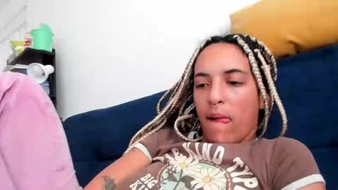 elizabeth  ju   online show from January 21, 10:08 pm