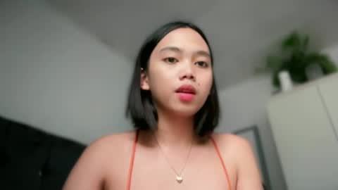 YowgineTheGreat online show from February 13, 6:30 am