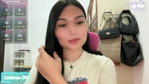Snapshot of yrdrmgrl_jennie26 chatting on March 12, 7:42 pm yrdrmgrl_jennie26 online show from March 12, 7:42 pm