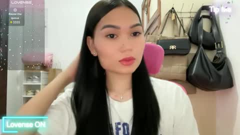 Snapshot of yrdrmgrl_jennie26 chatting on April 7, 7:03 pm yrdrmgrl_jennie26 online show from April 7, 7:03 pm