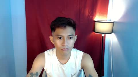Snapshot of ytleo chatting on July 3, 1:39 pm ytleo online show from July 3, 1:39 pm