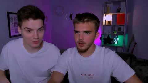 Snapshot of yudji_boy chatting on September 9, 7:46 pm yudji_boy online show from September 9, 7:46 pm