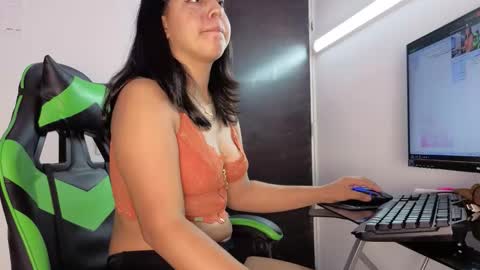 yukioprincess22 online show from February 23, 7:33 pm