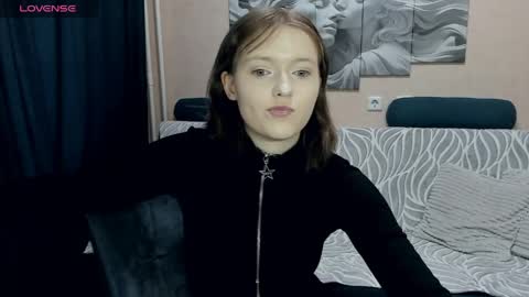 YukiShine online show from April 7, 1:33 pm