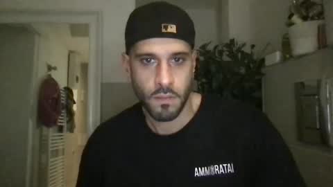 Snapshot of yul53 chatting on September 29, 8:02 pm yul53 online show from September 29, 8:02 pm