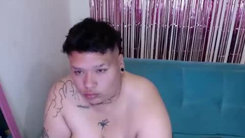 yul and val couple online show from February 14, 4:59 pm