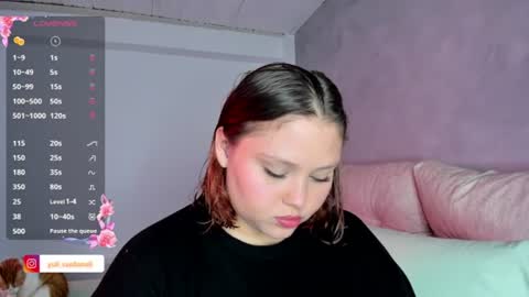 Snapshot of yuli_cardona_ chatting on June 19, 5:23 am Yuliet online show from June 19, 5:23 am