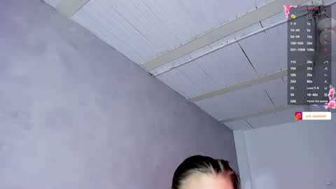 Snapshot of yuli_cardona_ chatting on July 13, 7:38 pm Yuliet online show from July 13, 7:38 pm