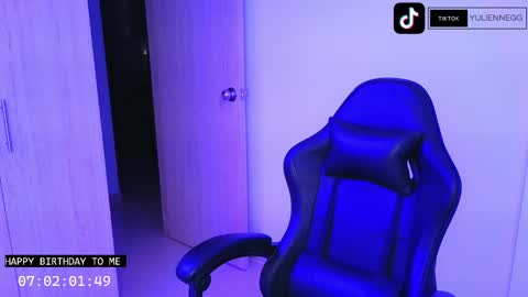 Snapshot of yulienne chatting on September 17, 2:57 am Yulienne online show from September 17, 2:57 am