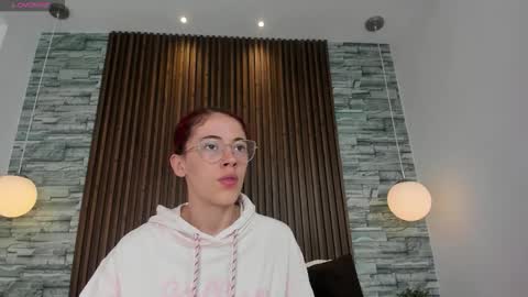 Snapshot of yulievans chatting on October 15, 1:33 pm yulievans online show from October 15, 1:33 pm