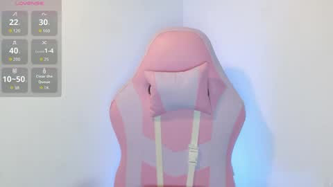 Yuli and SaraIndependent model online show from April 9, 3:17 am