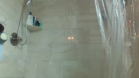 Snapshot of yumiepussyy chatting on February 25, 3:43 pm Payton kelly online show from February 25, 3:43 pm