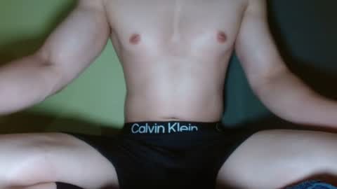Snapshot of yummmyasiantwink chatting on July 19, 7:06 pm YummyAsianTwink online show from July 19, 7:06 pm